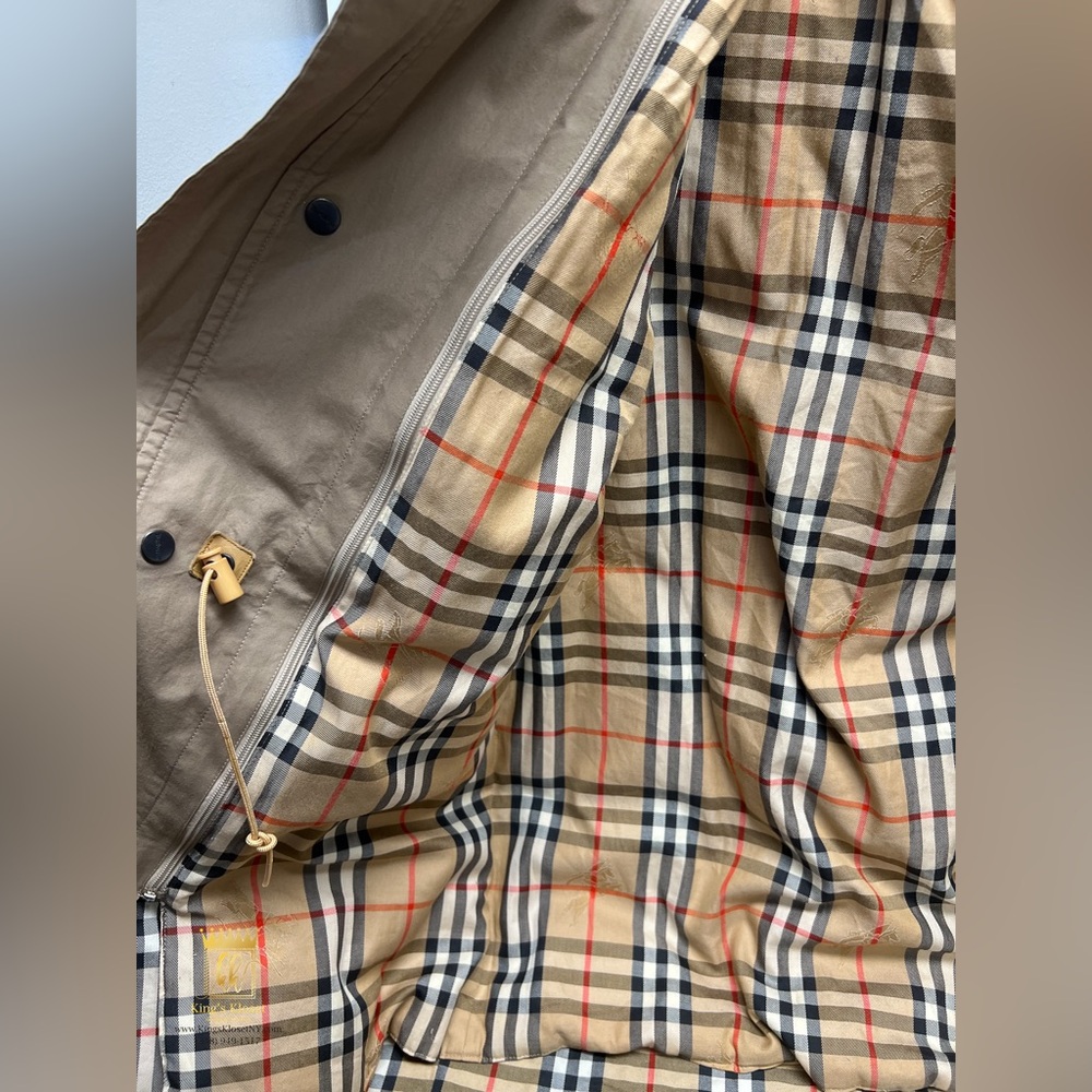 Burberry Jacket With Removable Insert - image 4